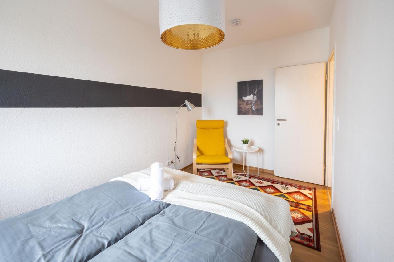 Fullhouse - Halle - T28 - Hawk Apartment Екстер'єр фото